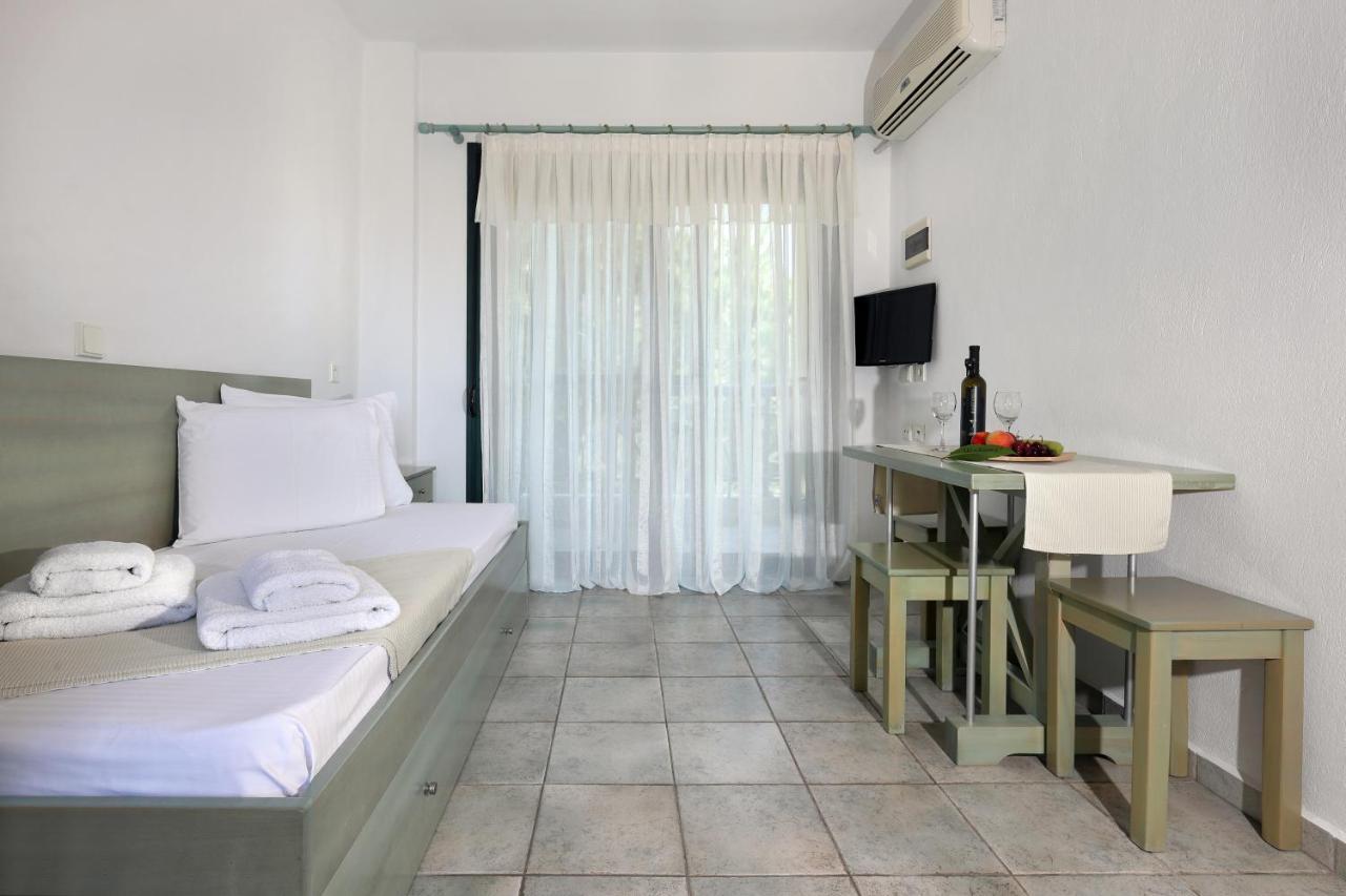 Maistrali Apartments Ormos Panagias Zewnętrze zdjęcie