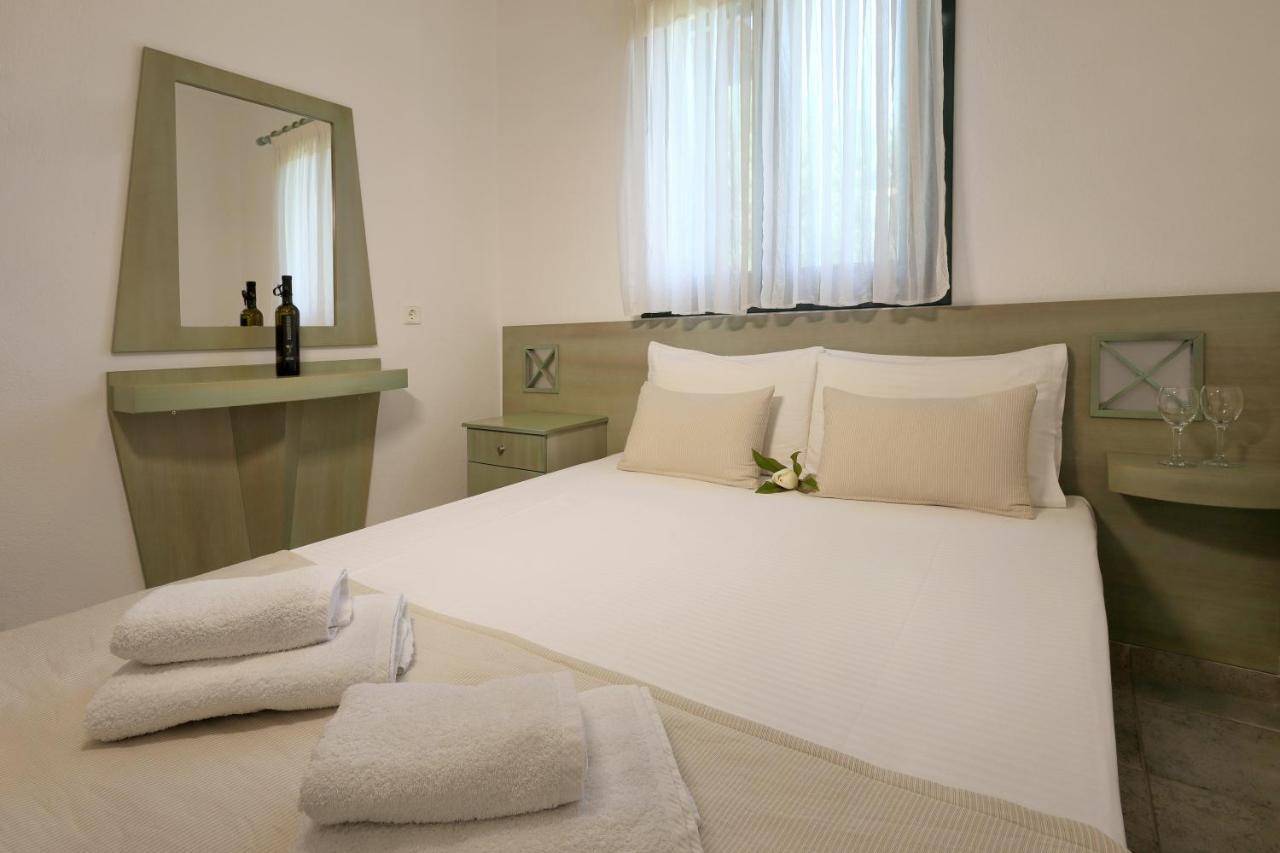Maistrali Apartments Ormos Panagias Zewnętrze zdjęcie