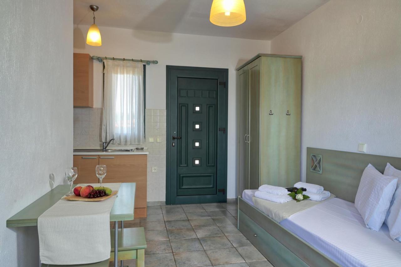 Maistrali Apartments Ormos Panagias Zewnętrze zdjęcie